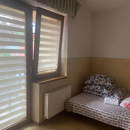 Δωμάτια σε οικογενειακή κατοικία Nad Brzozkami *