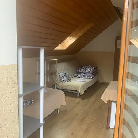 Δωμάτια σε οικογενειακή κατοικία Nad Brzozkami