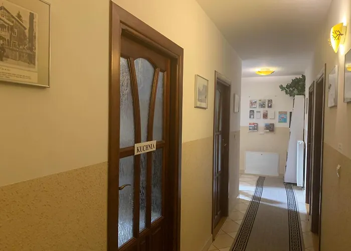 Проживание в семье Nad Brzozkami Шавница